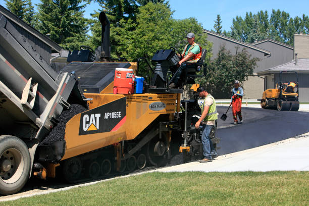 Best Driveway Resurfacing Pavers  in Lindenhurst, IL